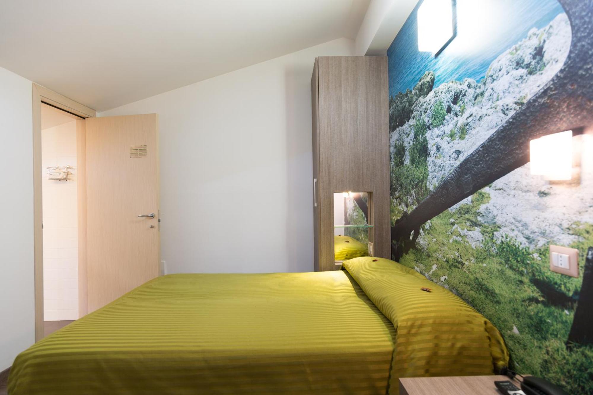 Hotel Miramare Pineto Exterior photo