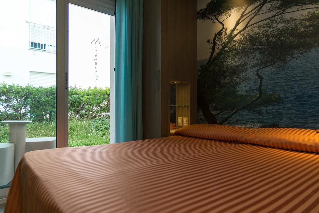 Hotel Miramare Pineto Exterior photo